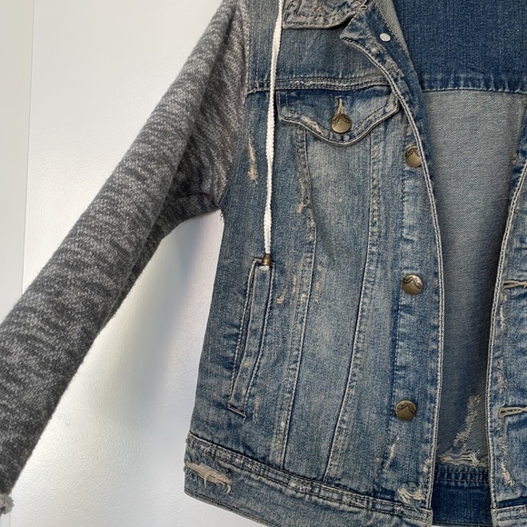 Free People Jean jacket with built-in hoodie US SMALL - Picture 10 of 12